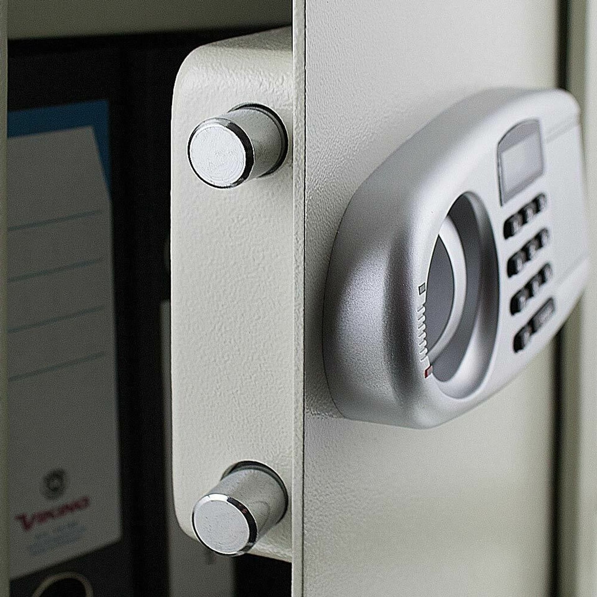 Pancéřová skříň trezor s dvojitým zámkem +2 klíče zámek PIN M11389