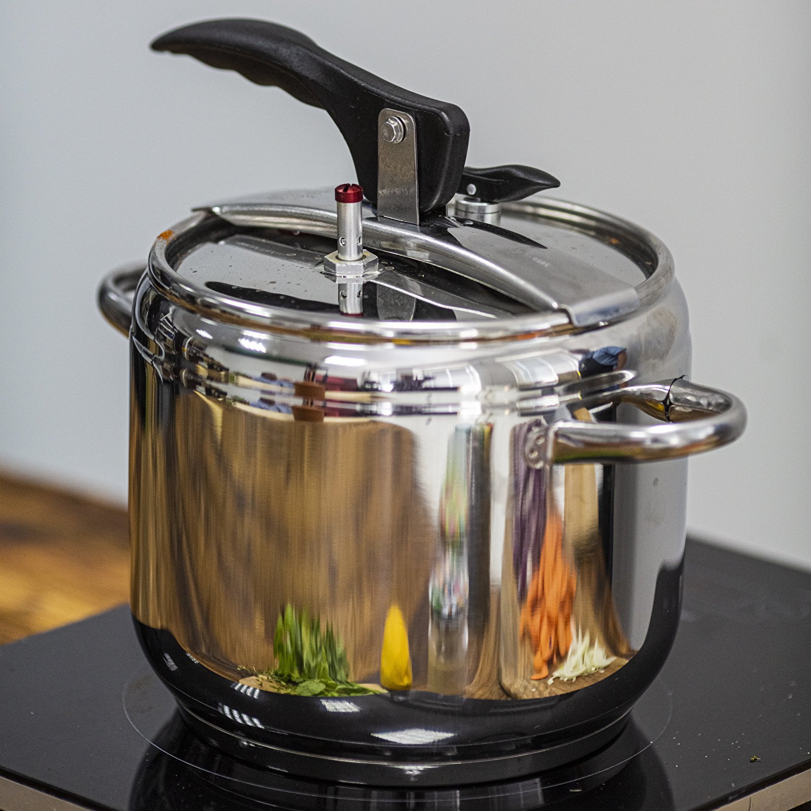 Browin Tlakový hrnec 7l 340207